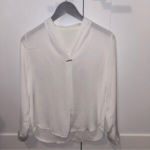 One Size V-neck Blouse